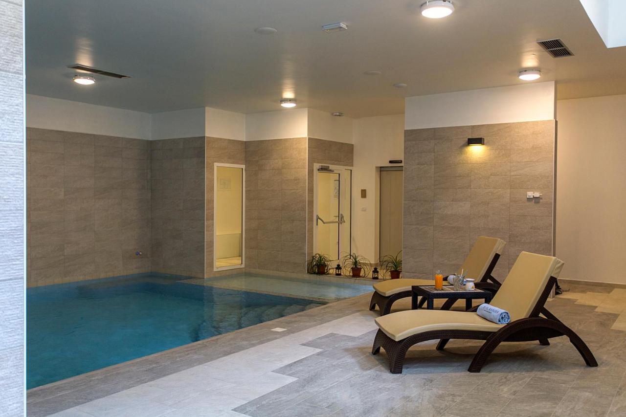 Hotel Manora 네레자인 외부 사진