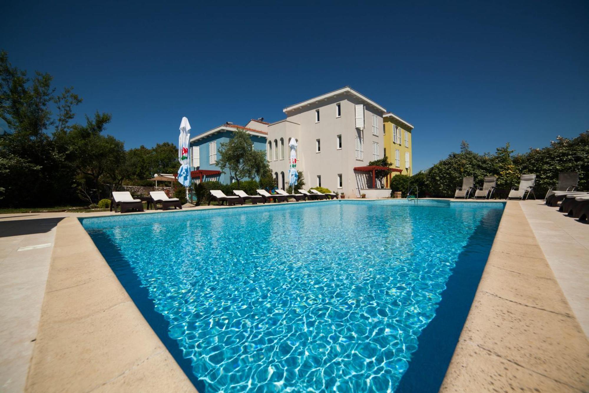 Hotel Manora 네레자인 외부 사진