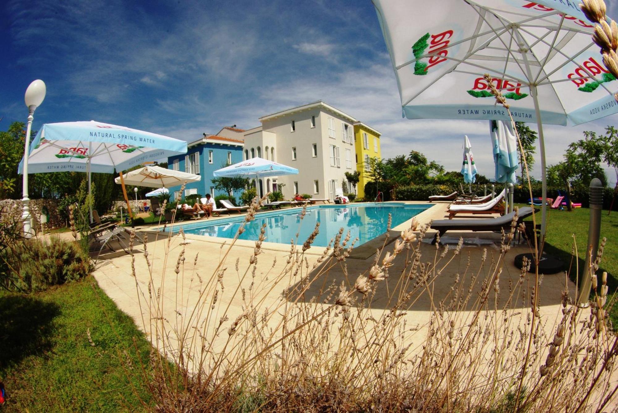 Hotel Manora 네레자인 외부 사진